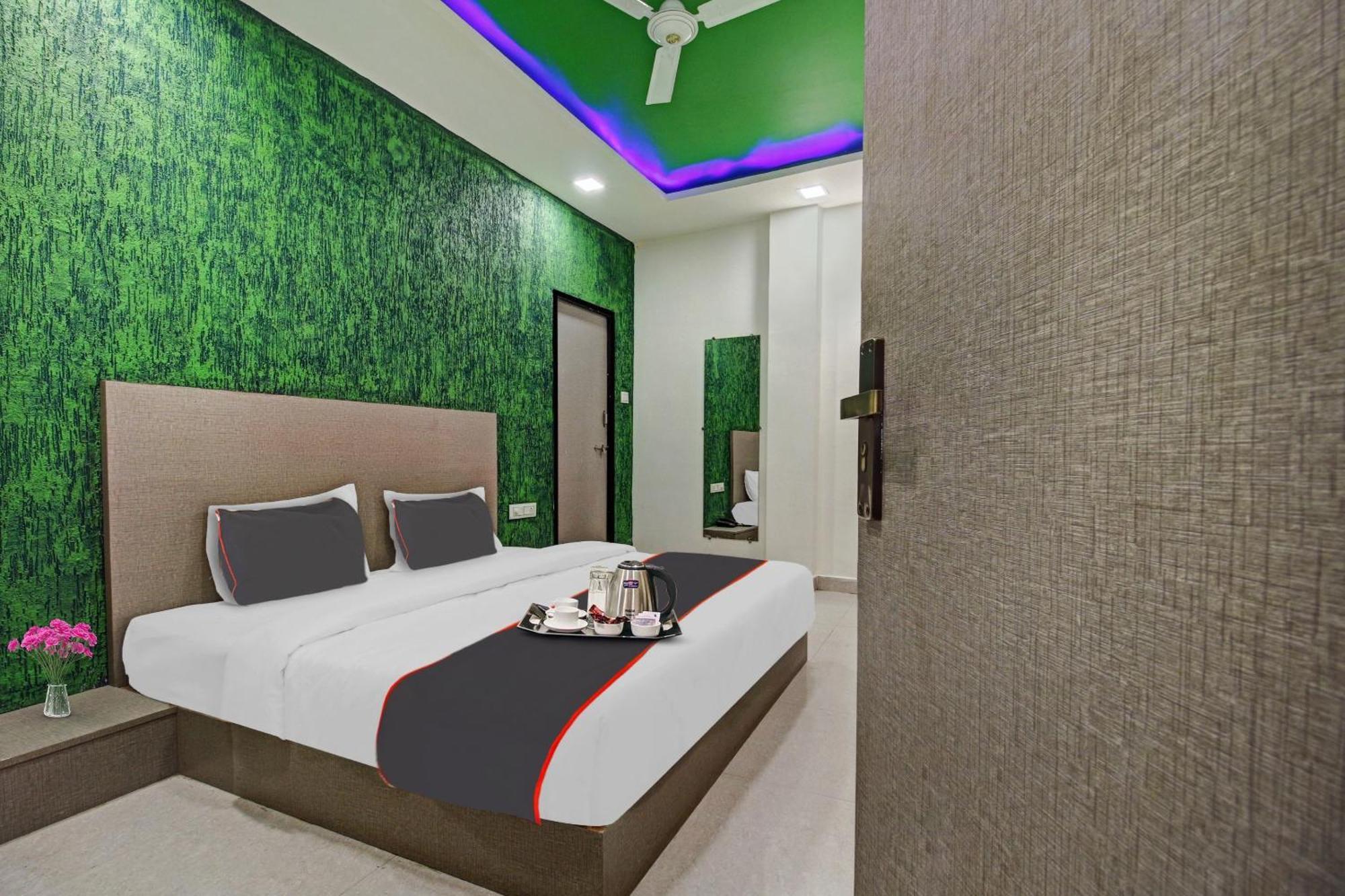 Hotel Super Collection O The Wishtler Bhopal Exterior foto